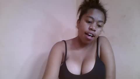 Snapshot of nicelly01 chatting on 19, 6, 2026 nicelly01 online show from 19, 6, 2026