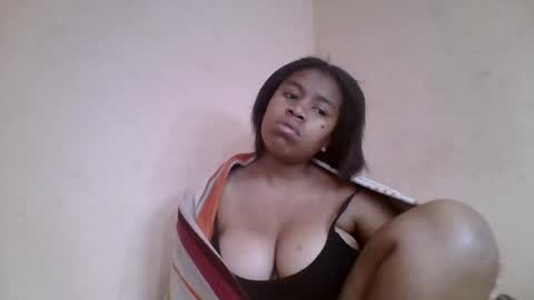 Snapshot of nicelly01 chatting on 25, 6, 2026 nicelly01 online show from 25, 6, 2026
