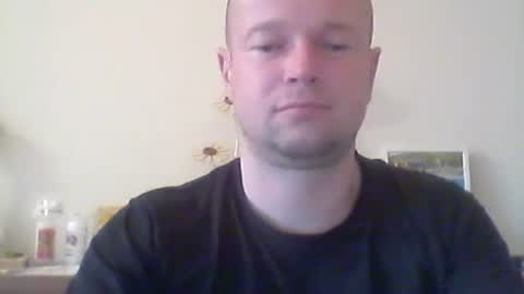 Snapshot of nick1990b chatting on 23, 4, 2026 nick1990b online show from 23, 4, 2026