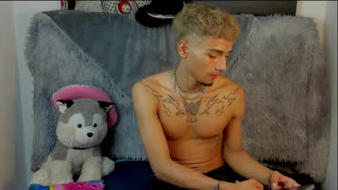 nick_acosta online show from 27, 3, 2026