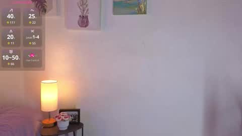 Nicole Silvermoon online show from 4, 3, 2026