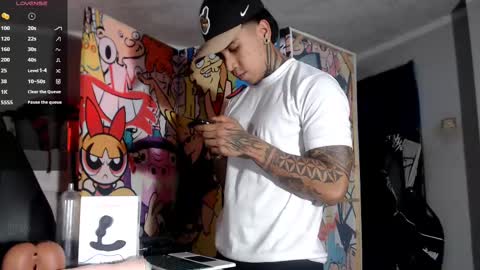 Nickhot0609 online show from 12, 2, 2025