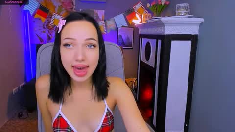Snapshot of nicki_lovex chatting on 13, 9, 2025 nicki_lovex online show from 13, 9, 2025