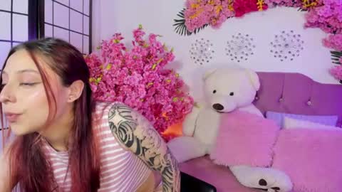Snapshot of nickie_reed_ chatting on 13, 6, 2026 nickie_reed_ online show from 13, 6, 2026