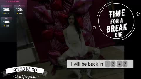 Snapshot of nickierainer chatting on 2, 12, 2024 Nickie online show from 2, 12, 2024