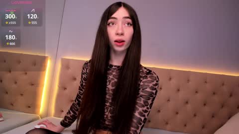 Snapshot of nickierainer chatting on 19, 12, 2024 Nickie online show from 19, 12, 2024