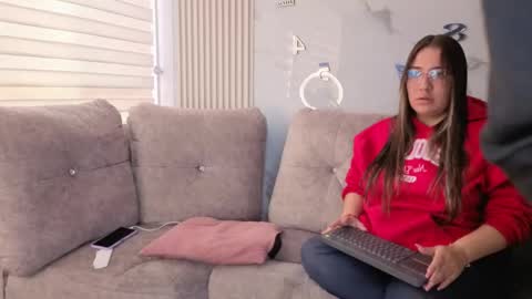 nicky_as online show from 20, 4, 2026