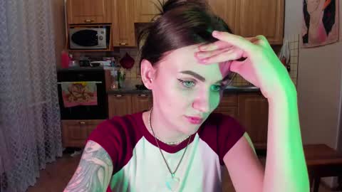 Nicky Weekends online show from 11, 2, 2025