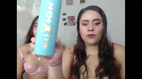 Nickyandcam online show from 20, 9, 2025