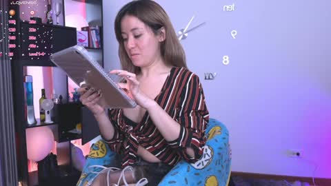 Snapshot of nickywindsor chatting on 28, 12, 2024 Nicky online show from 28, 12, 2024