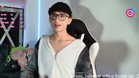 Snapshot of nico_cruz chatting on 3, 12, 2024 nico online show from 3, 12, 2024