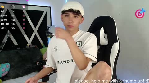 Snapshot of nico_cruz chatting on 19, 12, 2024 nico online show from 19, 12, 2024