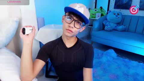 Snapshot of nico_cruz chatting on 28, 2, 2025 nico online show from 28, 2, 2025