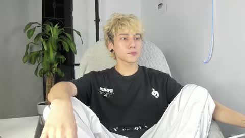 Nico  online show from 13, 9, 2025