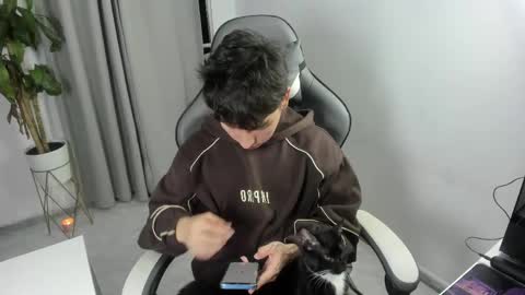 Nico  online show from 18, 4, 2026