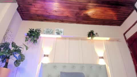 Your baby Nicol  online show from 17, 12, 2024