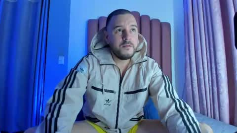 Snapshot of nicola_d_angelo chatting on 13, 7, 2026 nicola_d_angelo online show from 13, 7, 2026