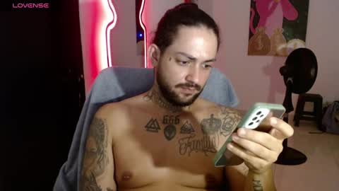 nicolas online show from 16, 1, 2025