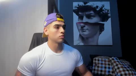 Snapshot of nicolasmuscle chatting on 26, 4, 2026 Andres online show from 26, 4, 2026