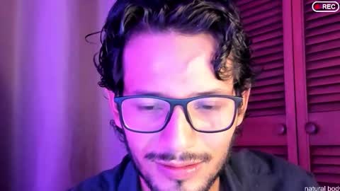 nicolasrodrii online show from 7, 10, 2025