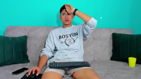 nicolastorres__ online show from 10, 2, 2026