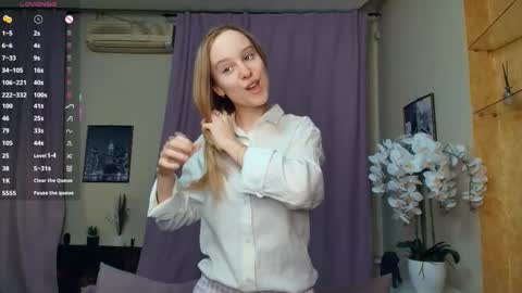 Nicoletta online show from 9, 3, 2026