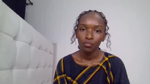 nicole161117 online show from 10, 2, 2026