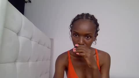 nicole161117 online show from 18, 2, 2026