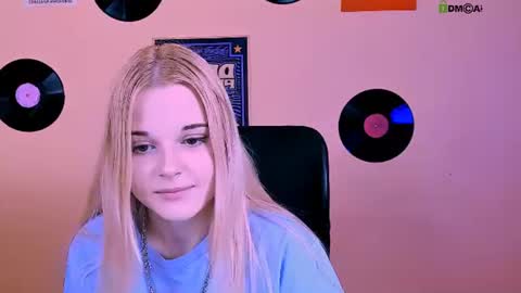 Snapshot of nicole_bright chatting on 7, 7, 2026 nicole_bright online show from 7, 7, 2026