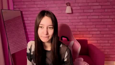 Snapshot of nicole_brownie chatting on 19, 5, 2026 Nicole online show from 19, 5, 2026