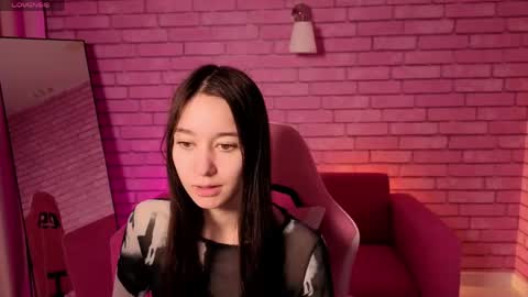 Snapshot of nicole_brownie chatting on 22, 5, 2026 Nicole online show from 22, 5, 2026