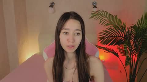 Snapshot of nicole_brownie chatting on 30, 5, 2026 Nicole online show from 30, 5, 2026
