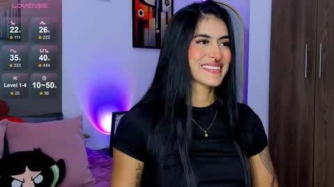 Snapshot of nicole_duran3095 chatting on 10, 9, 2025 Nick online show from 10, 9, 2025