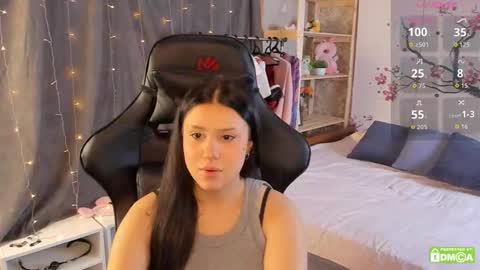 Snapshot of nicole_parshikova chatting on 11, 9, 2025 My name is Nicole. I m completely new here online show from 11, 9, 2025