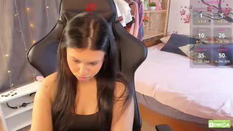 Snapshot of nicole_parshikova chatting on 14, 9, 2025 My name is Nicole. I m completely new here online show from 14, 9, 2025