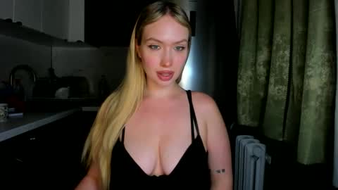 Snapshot of nicole_ricci_ chatting on 27, 9, 2025 Nicole online show from 27, 9, 2025