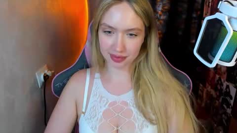 Snapshot of nicole_ricci_ chatting on 20, 10, 2025 Nicole online show from 20, 10, 2025