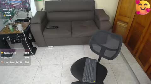 Nicole Santana online show from 4, 1, 2025