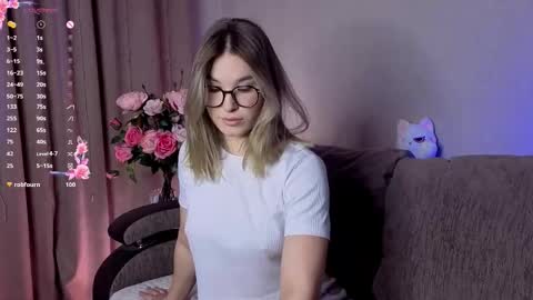 Nicole online show from 15, 12, 2025