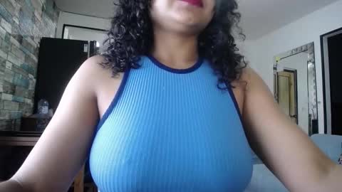 Snapshot of nicoleebon chatting on 29, 3, 2026 Nicole online show from 29, 3, 2026