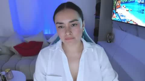 Snapshot of nicoleeorson chatting on 9, 7, 2026 Nicolle online show from 9, 7, 2026
