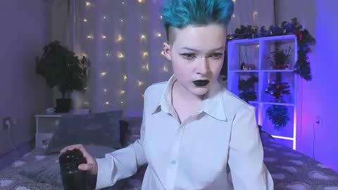 Nicole online show from 18, 12, 2024