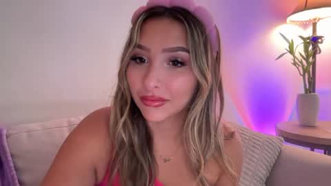 Snapshot of nicolelovesyou444 chatting on 5, 8, 2026 nicolelovesyou444 online show from 5, 8, 2026