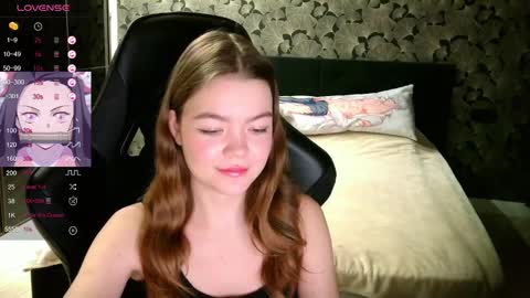 NicoleMeew online show from 19, 1, 2025