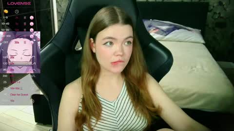 Snapshot of nicolemeew chatting on 7, 6, 2026 NicoleMeew online show from 7, 6, 2026