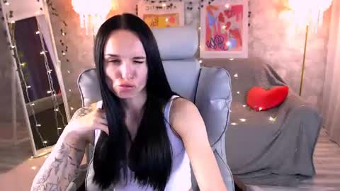Snapshot of nicolemerz chatting on 18, 6, 2026 Nicole online show from 18, 6, 2026