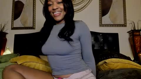 Snapshot of nicolesolace chatting on 9, 12, 2024 Nicole online show from 9, 12, 2024