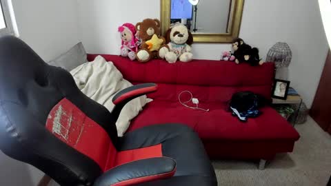 Nicolettcolin  online show from 18, 2, 2025