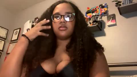 Snapshot of nicolette356 chatting on 7, 10, 2025 nicolette356 online show from 7, 10, 2025