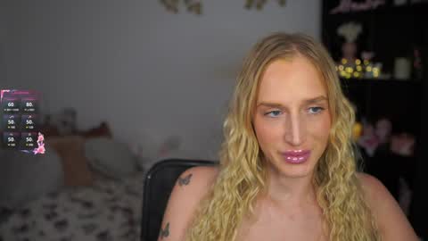 nicolette__shea_ online show from 12, 12, 2024